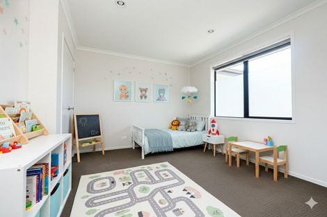 Photo of property in 12 Akeake Lane, Manurewa, Auckland, 2102