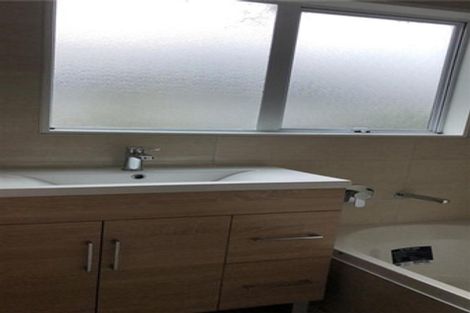 Photo of property in 61 Hassan Drive, Massey, Auckland, 0614