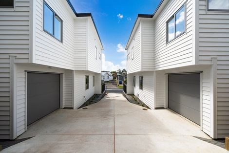 Photo of property in 104a Moire Road, West Harbour, Auckland, 0618