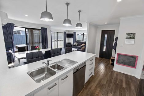 Photo of property in 43a Fairs Road, Milson, Palmerston North, 4414