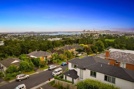 Photo of property in 5 Lydia Avenue, Northcote, Auckland, 0627
