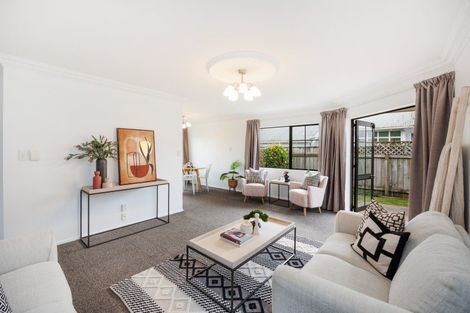 Photo of property in 49 Lyndhurst Street, Takaro, Palmerston North, 4412