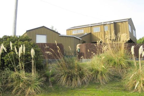 Photo of property in 1 Magnetic Street, Port Chalmers, 9023