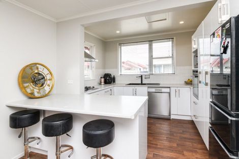 Photo of property in 54 Roy Street, Palmerston North, 4410
