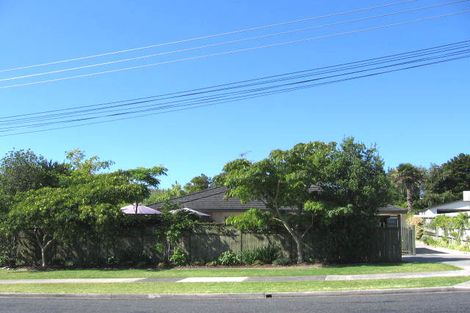 Photo of property in 2/19 Watea Road, Torbay, Auckland, 0630