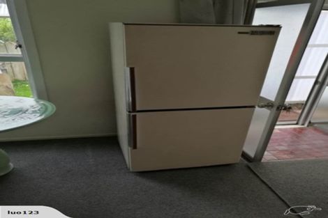 Photo of property in 35 Malmo Place, Massey, Auckland, 0614