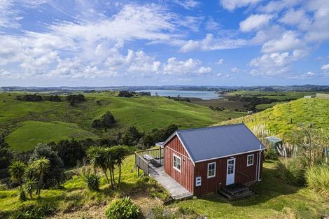 Photo of property in 107c Hall Road, Tinopai, 0593