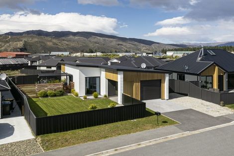 Photo of property in 53 Olds Crescent, Cromwell, 9310