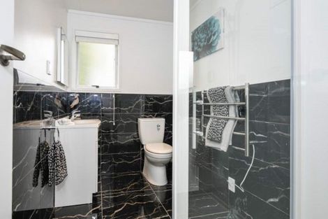 Photo of property in 47 Keegan Drive, Massey, Auckland, 0614