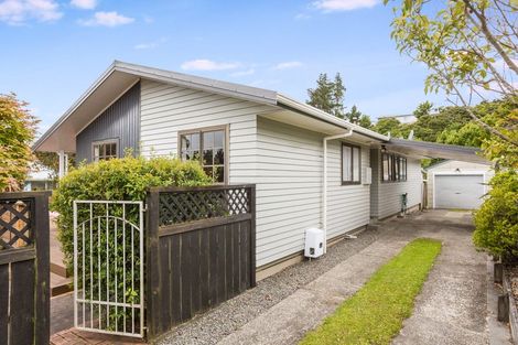 Photo of property in 44 Omapere Street, Whitby, Porirua, 5024