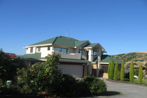 Photo of property in 33 Samwell Drive, Whitby, Porirua, 5024