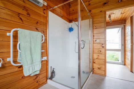 Photo of property in 7 Endeavour Close, Whitianga, 3510