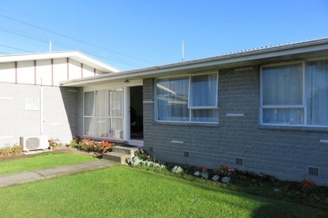 Photo of property in 1 Middlepark Road, Sockburn, Christchurch, 8042