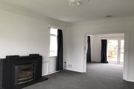 Photo of property in 18 Dudley Street, Levin, 5510
