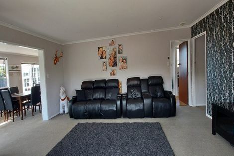 Photo of property in 54 Cressida Avenue, Stratford, 4332