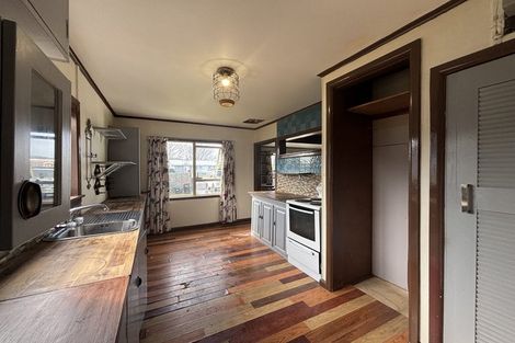 Photo of property in 2 Miro Street, Te Aroha, 3320