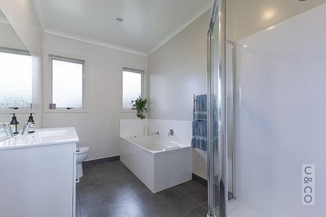 Photo of property in 36 George Street, Riverhead, 0820