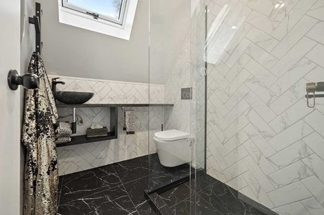 Photo of property in 2/19 Kilmarnock Street, Riccarton, Christchurch, 8011