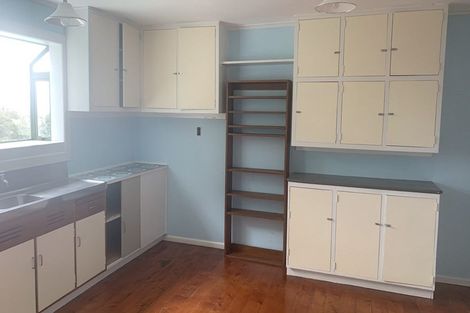 Photo of property in 67 Red Hills Road, Massey, Auckland, 0614