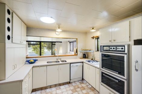 Photo of property in 110 Freyberg Avenue, Tamatea, Napier, 4112