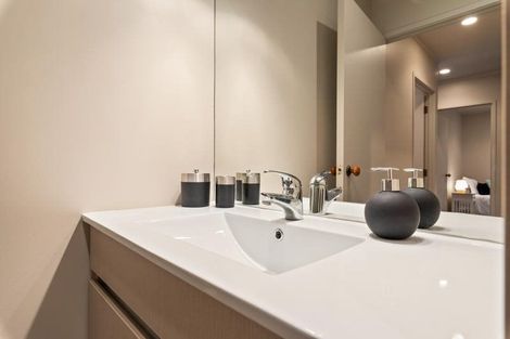 Photo of property in 3a Sylvan Valley Avenue, Titirangi, Auckland, 0604