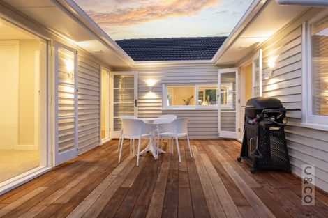 Photo of property in 2 Queen Street, Riverhead, 0820
