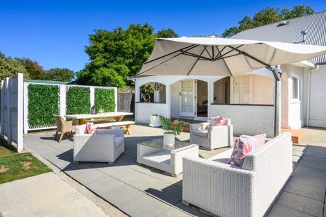 Photo of property in 10 Elmira Avenue, Hokowhitu, Palmerston North, 4410