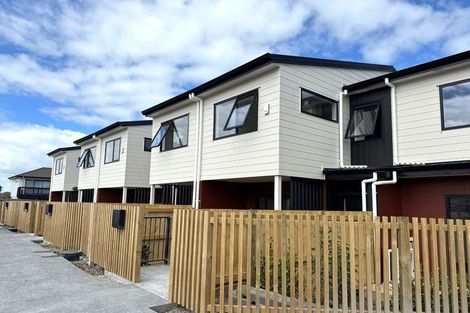 Photo of property in 56f Cyclamen Road, Mangere, Auckland, 2022