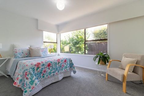 Photo of property in 6 Bowen Place, St Andrews, Hamilton, 3200