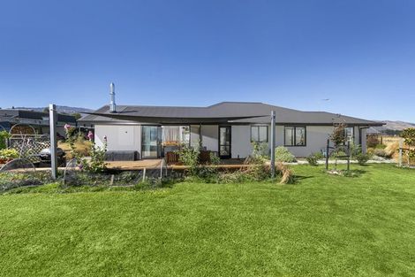 Photo of property in 35 Timsfield Drive, Lake Hawea, Wanaka, 9382