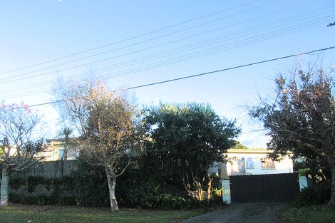 Photo of property in 61-65 Golf Road, Paraparaumu Beach, Paraparaumu, 5032