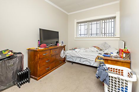 Photo of property in 63 Gray Avenue, Mangere East, Auckland, 2024