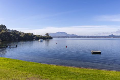 Photo of property in 1/874 Acacia Bay Road, Acacia Bay, Taupo, 3330