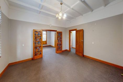 Photo of property in 201 Fitzherbert Avenue, West End, Palmerston North, 4410