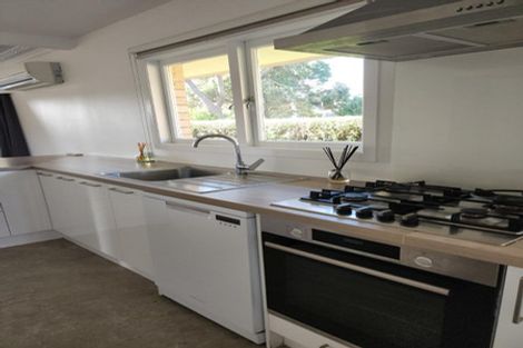 Photo of property in 11 Knighton Road, Hillcrest, Hamilton, 3216