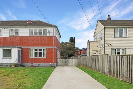 Photo of property in 8 Compton Crescent, Taita, Lower Hutt, 5011