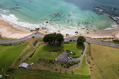 Photo of property in 506 The Nuggets Road, Ahuriri Flat, Kaka Point, 9271