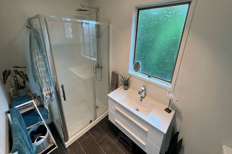 Photo of property in 31 Pipitea Place, Massey, Auckland, 0614