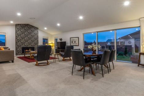 Photo of property in 25 Phoenix Palms Grove, Levin, 5510