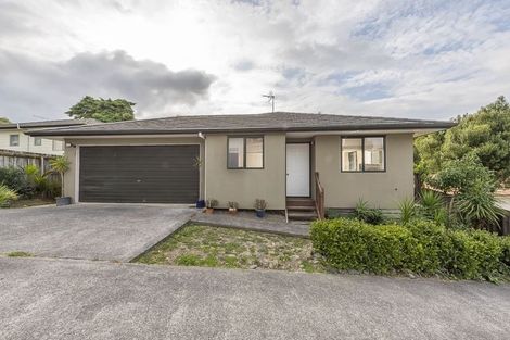 Photo of property in 26 Dovey Place, Massey, Auckland, 0614