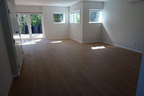 Photo of property in 39a Tui Glen Road, Birkenhead, Auckland, 0626