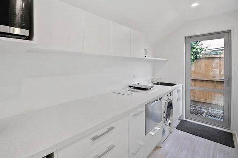 Photo of property in 104 Hastings Street West, Sydenham, Christchurch, 8023