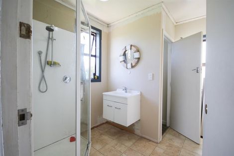Photo of property in 266 Pahi Road, Pahi, Paparoa, 0571