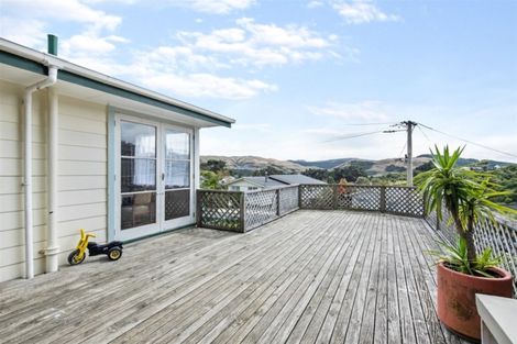 Photo of property in 3 Terrance Grove, Paparangi, Wellington, 6037