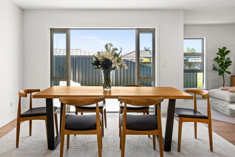 Photo of property in 23 George Yee Place, Taradale, 4112