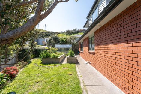 Photo of property in 17 Cheetwood Street, Churton Park, Wellington, 6037