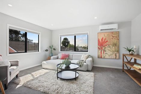 Photo of property in 138 Bucklands Beach Road, Bucklands Beach, Auckland, 2012