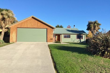 Photo of property in 8 Hillview Place, Wanaka, 9305
