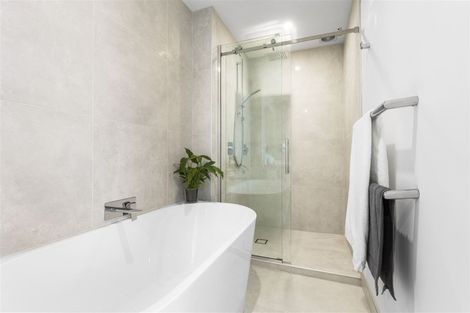 Photo of property in 71 Clare Road, St Albans, Christchurch, 8014