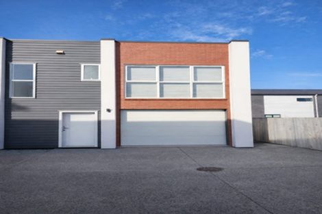 Photo of property in 32 Newcastle Road, Dinsdale, Hamilton, 3204